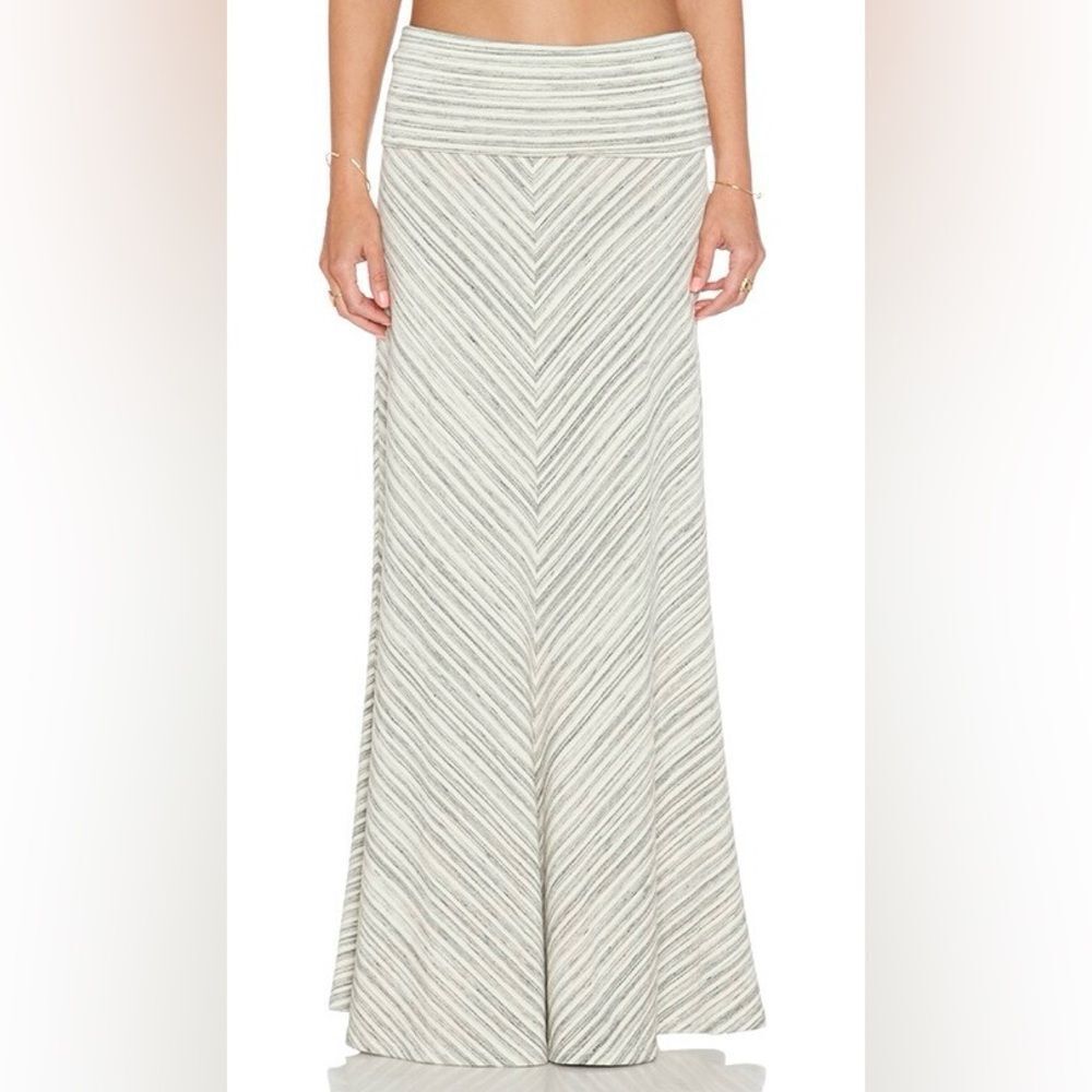 Saint Grace Chevron Cream Stripe Stretchy Long Maxi Skirt. Medium.